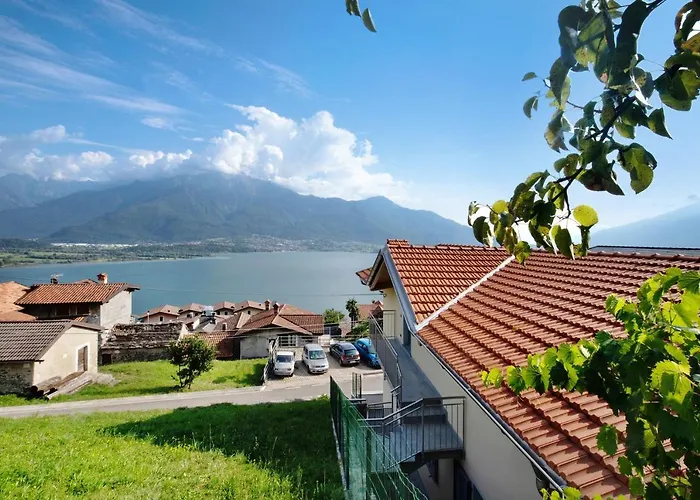Apartment Casa Andrea Gera Lario