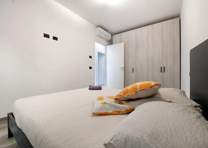 Casa Andrea شقة جيرا لاريو